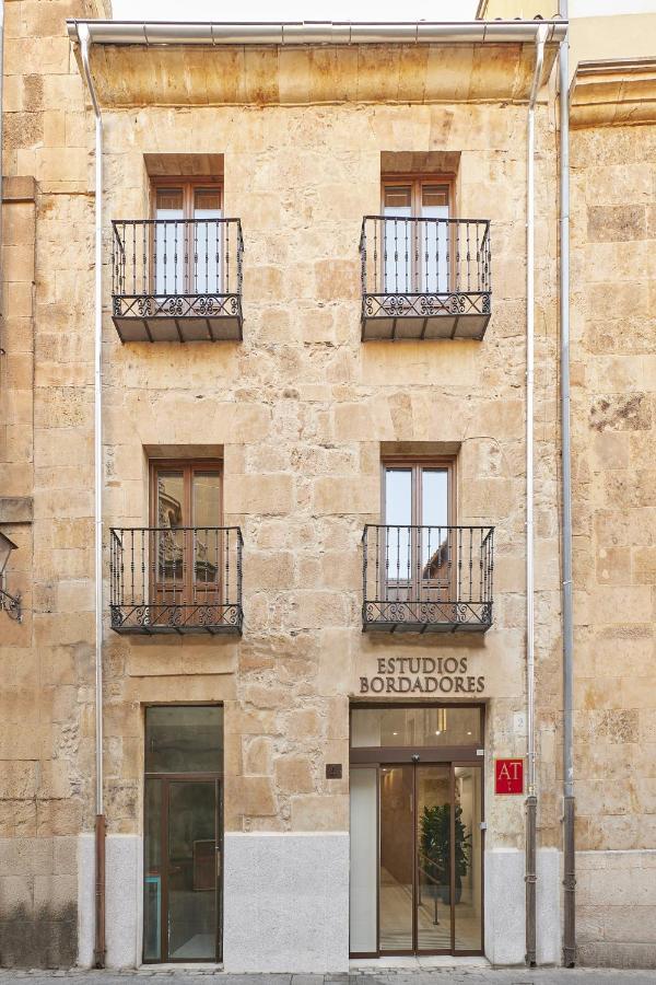 Estudios Bordadores By Valdesierra Salamanca Exteriör bild